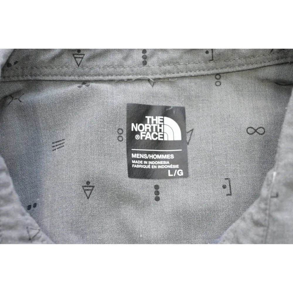 The North Face short sleeve